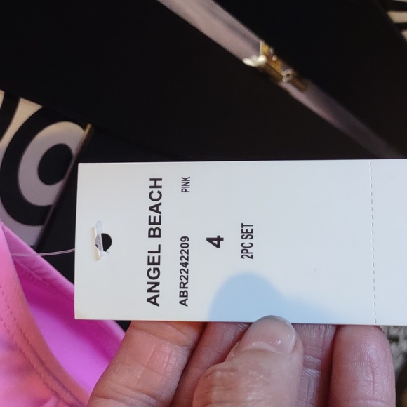 NWT size 4 kids 1 piece bathing suit - Picture 6 of 8